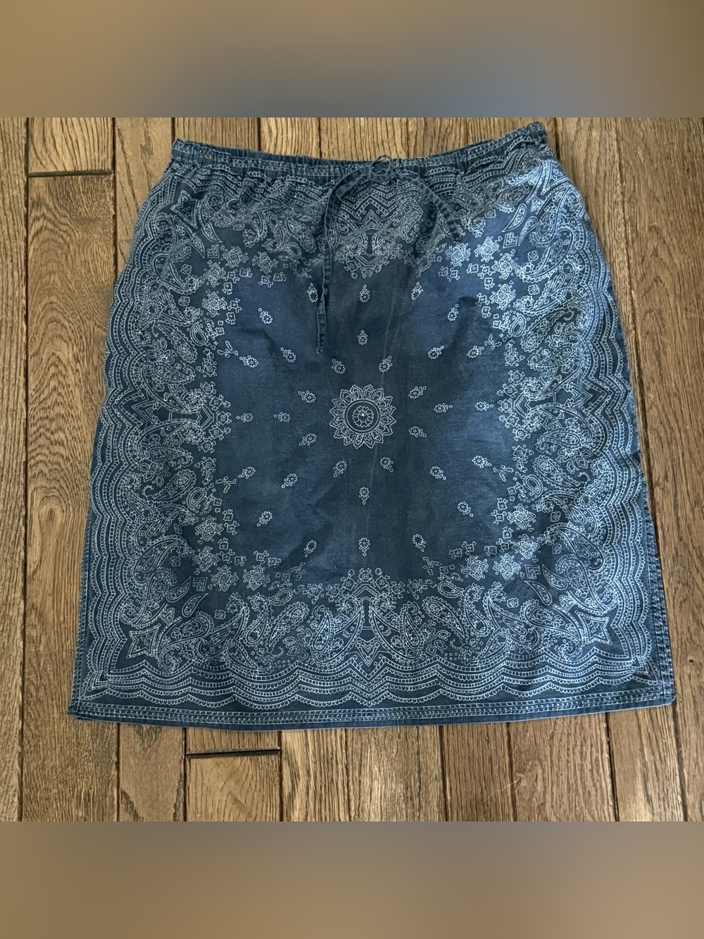 At Last New York Cotton Bandana Print Midi Skirt Medium Side Slits